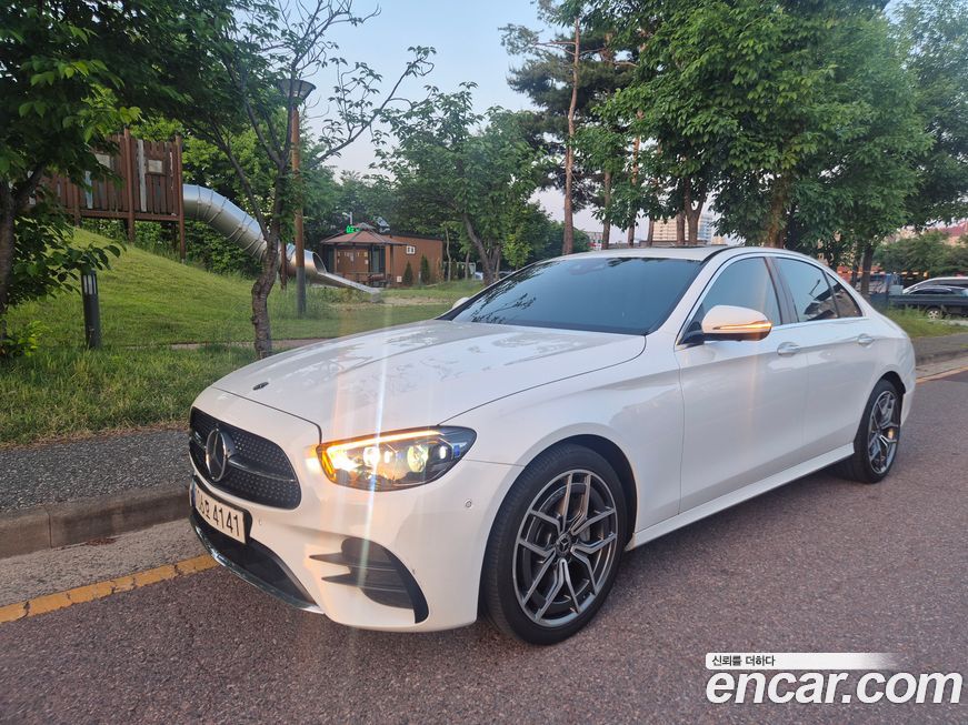 Mercedes-Benz E-Class 2021