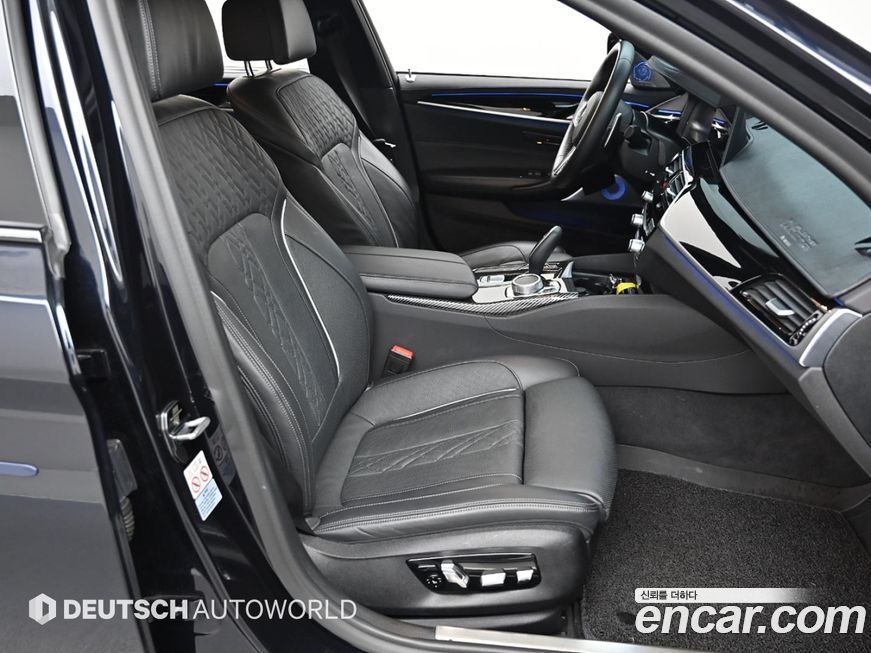 BMW 5-Series 2020