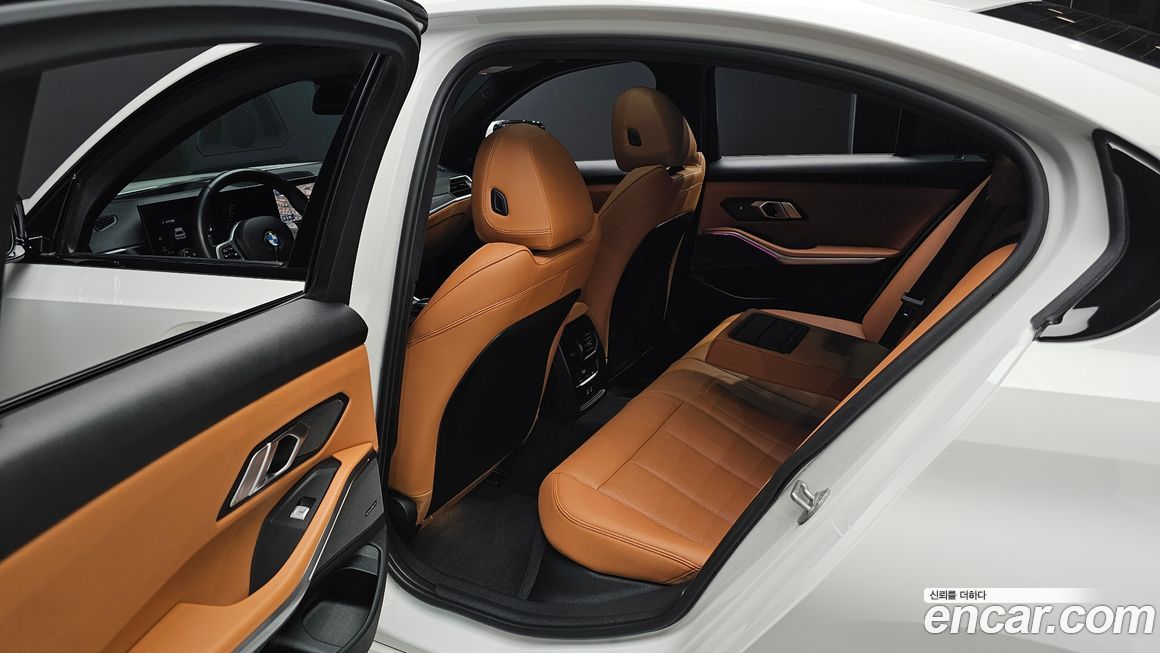 BMW 3-Series 2024