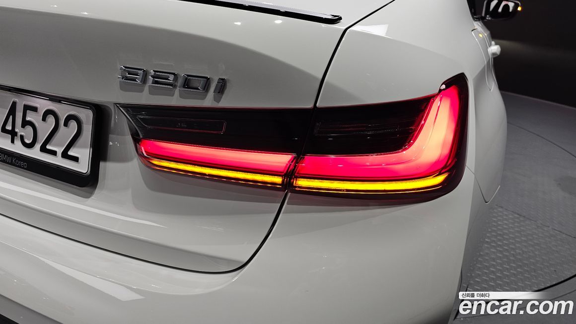 BMW 3-Series 2024