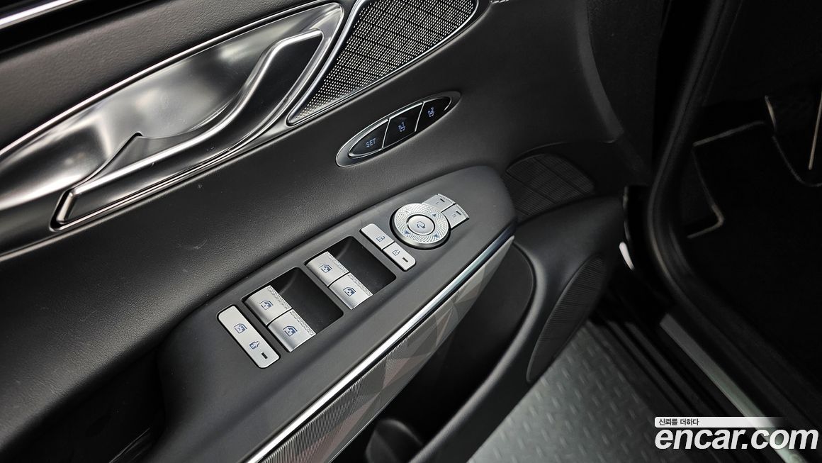 Genesis GV70 2023