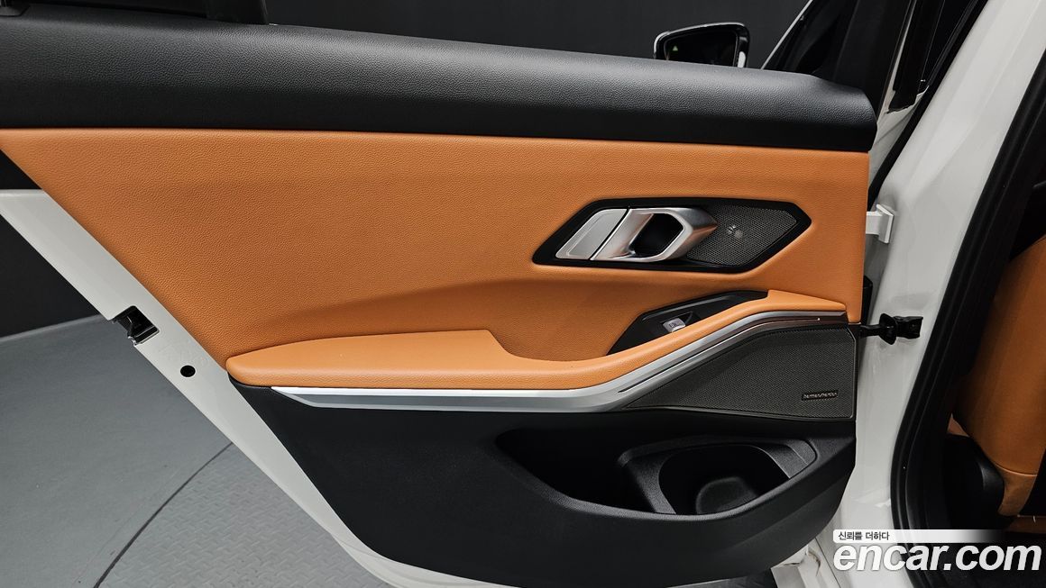 BMW 3-Series 2024