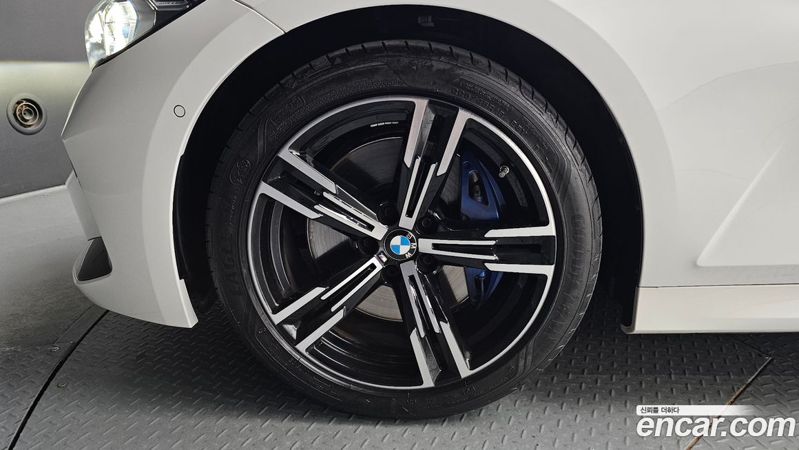 BMW 3-Series 2024