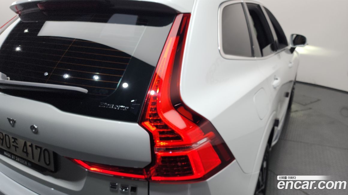 Volvo XC60 2022