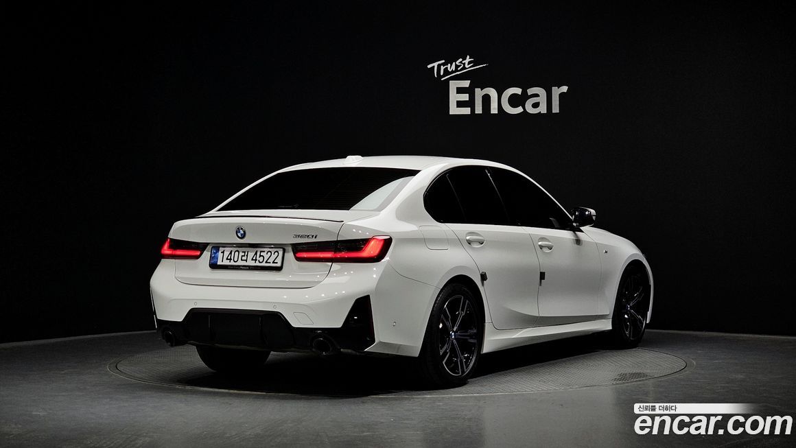 BMW 3-Series 2024