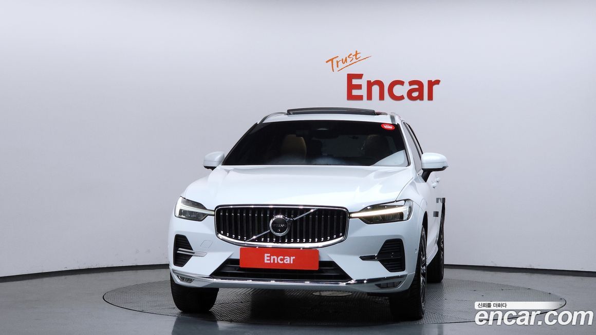 Volvo XC60 2022