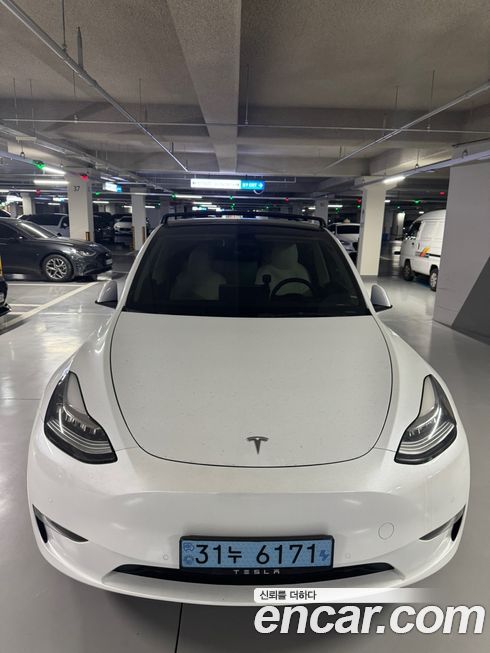 Tesla Model Y 2021