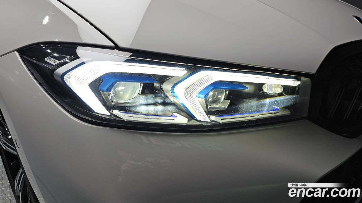 BMW 3-Series 2024