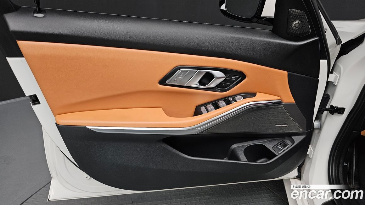 BMW 3-Series 2024
