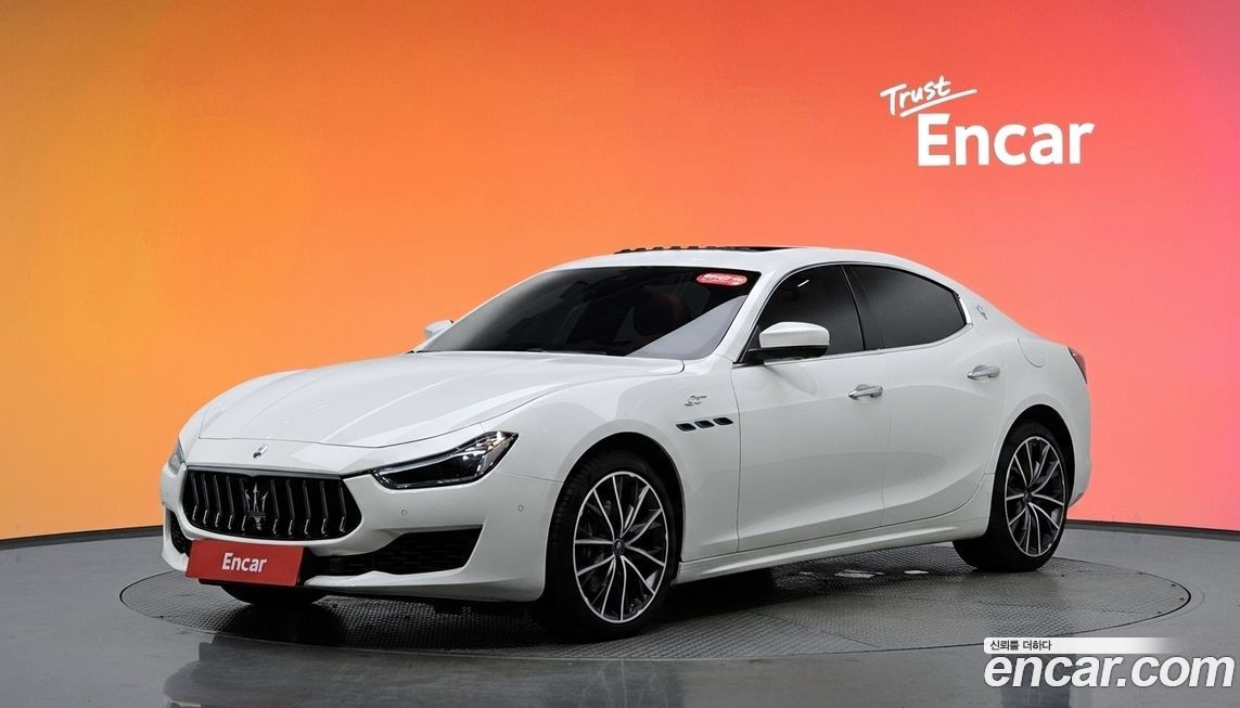 Maserati Ghibli 2023