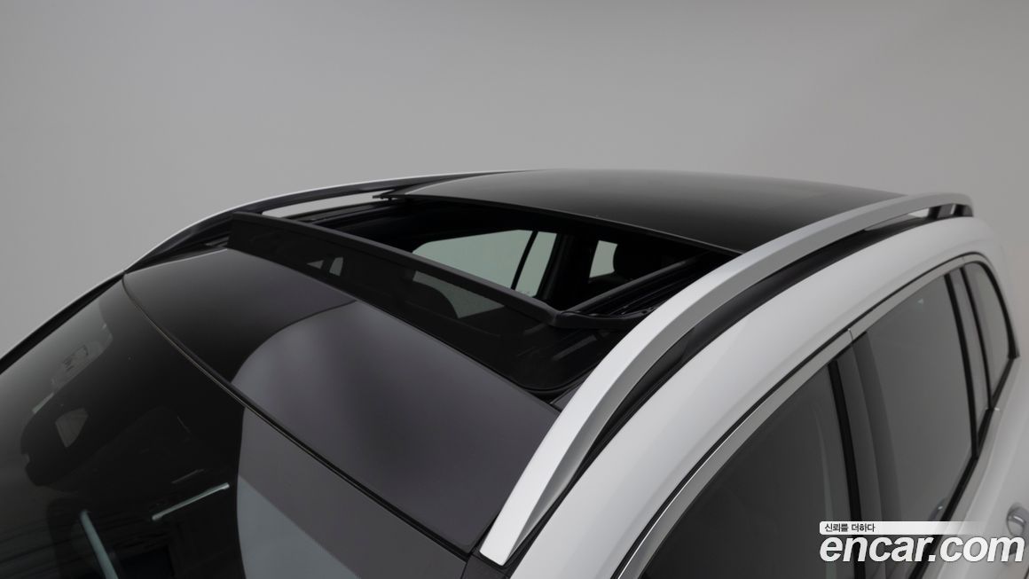 Mercedes-Benz EQB 2026