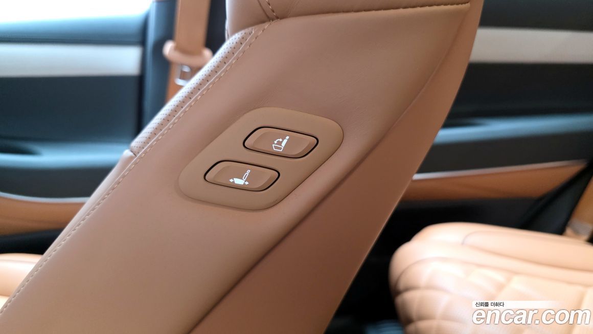 Genesis GV80 2025