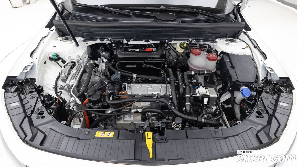 Mercedes-Benz EQB 2026