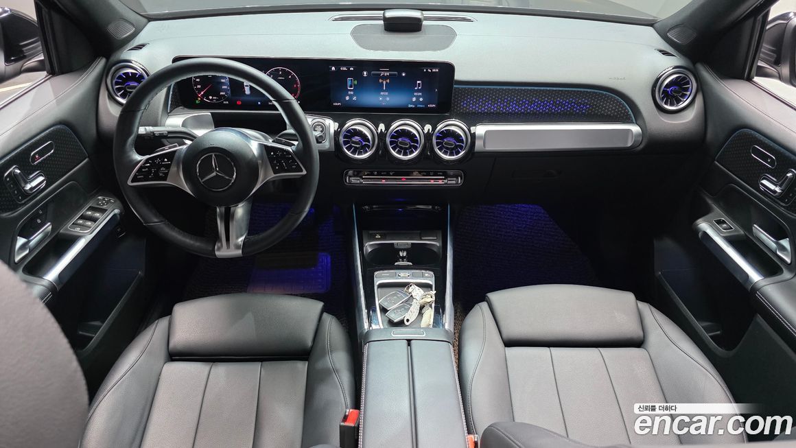 Mercedes-Benz GLB-Class 2024