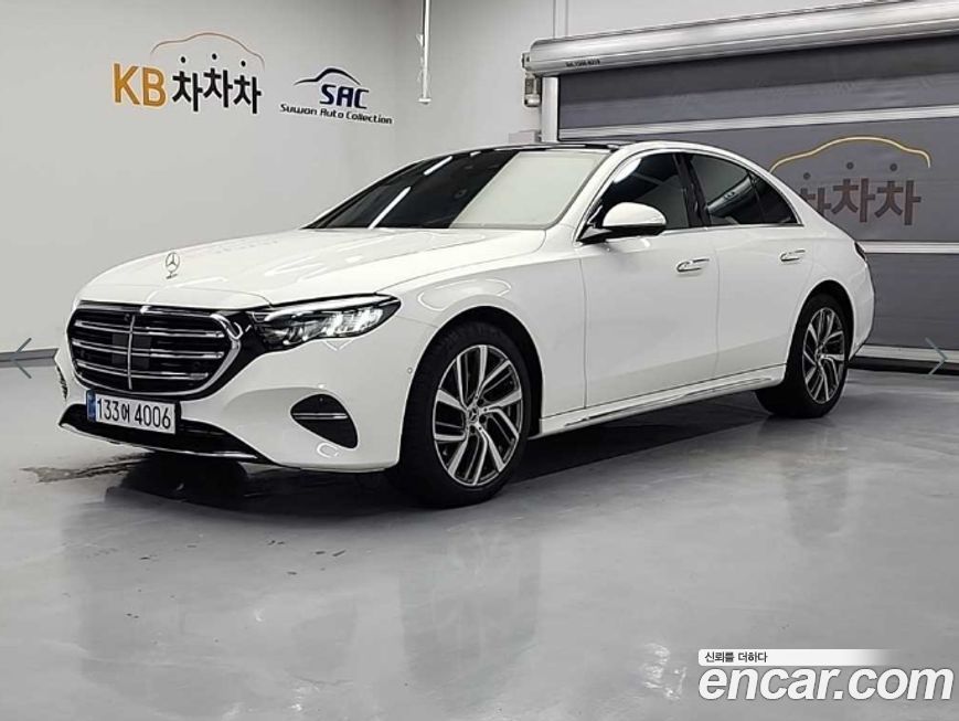 Mercedes-Benz E-Class 2024