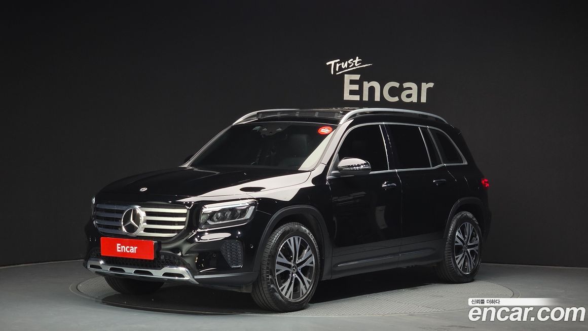Mercedes-Benz GLB-Class 2024