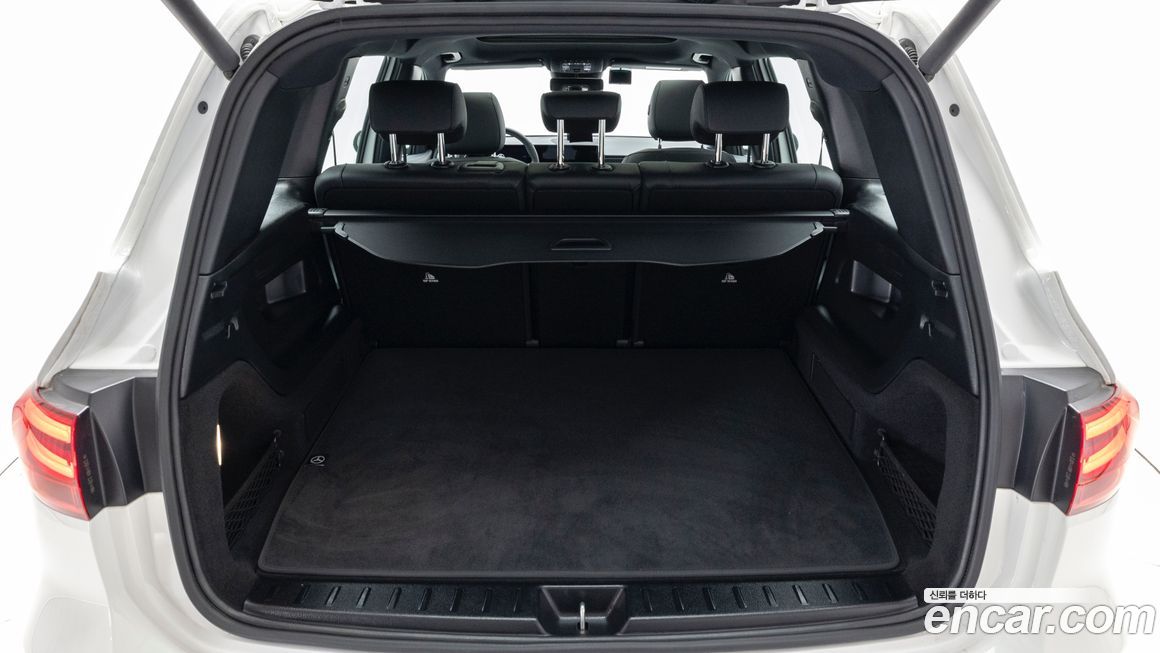 Mercedes-Benz EQB 2026