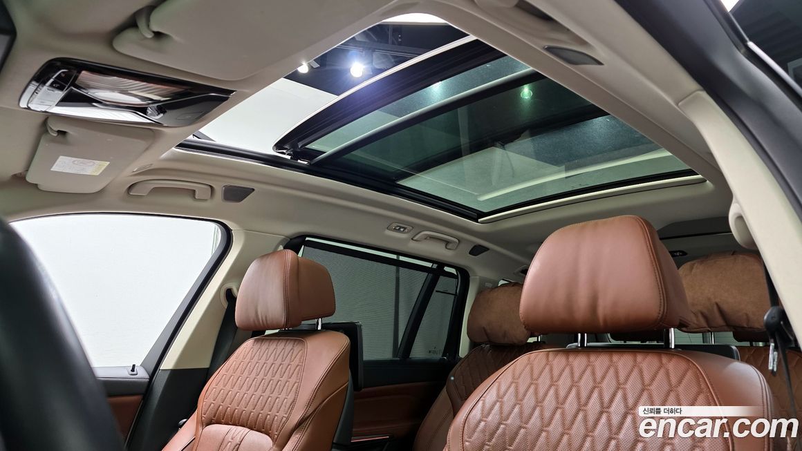 BMW X7 2021