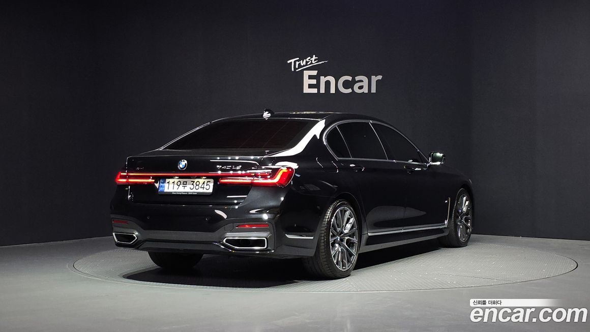 BMW 7-Series 2022