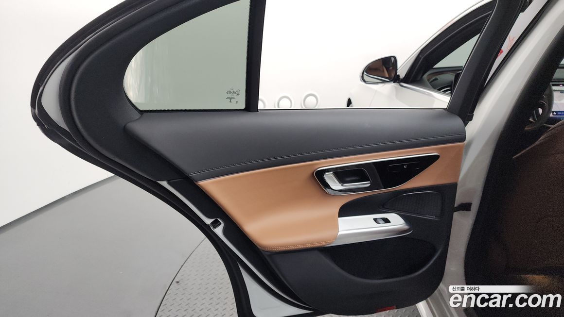 Mercedes-Benz E-Class 2026