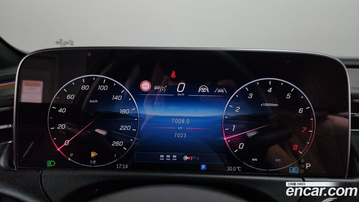 Mercedes-Benz E-Class 2026