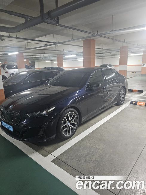 BMW i5 2024
