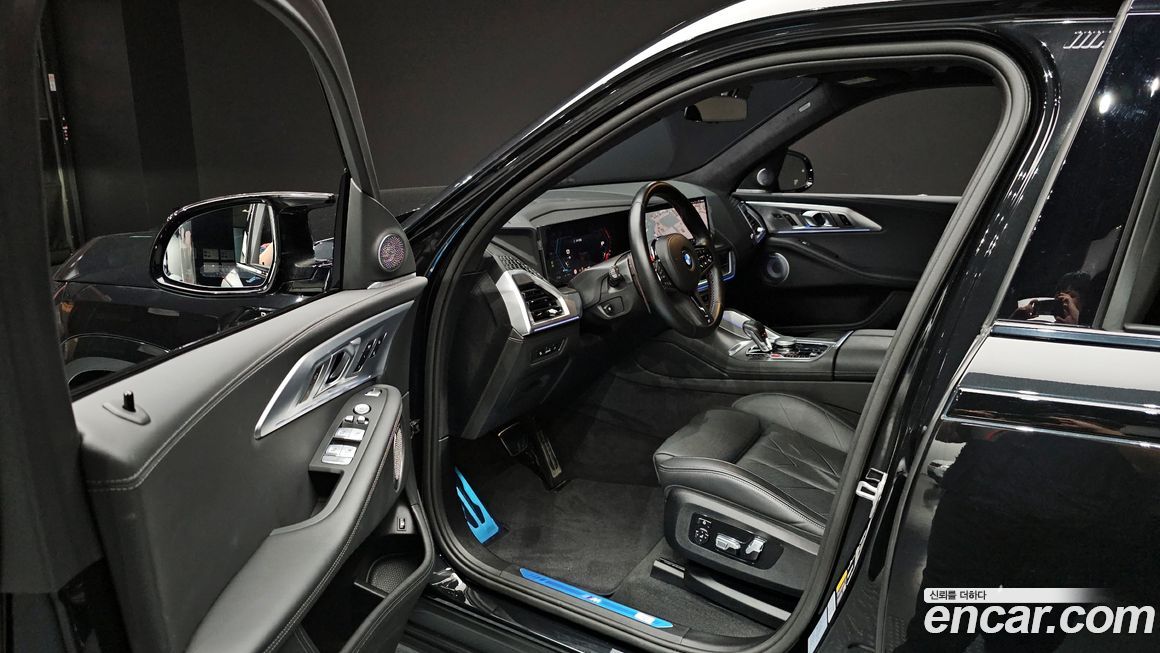 BMW XM 2024