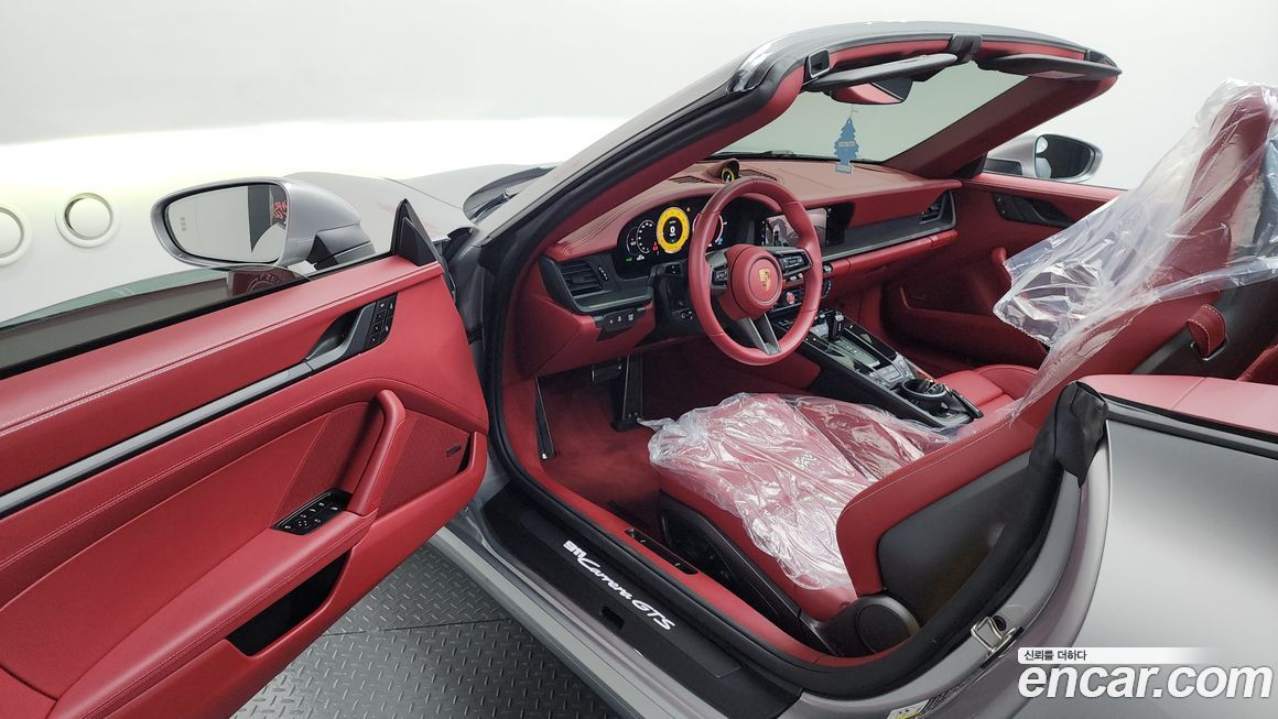 Porsche 911 2025