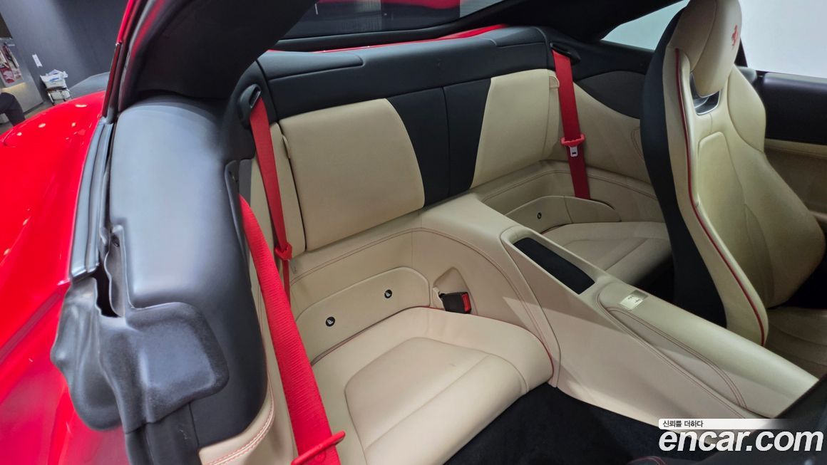 Ferrari Portofino 2020