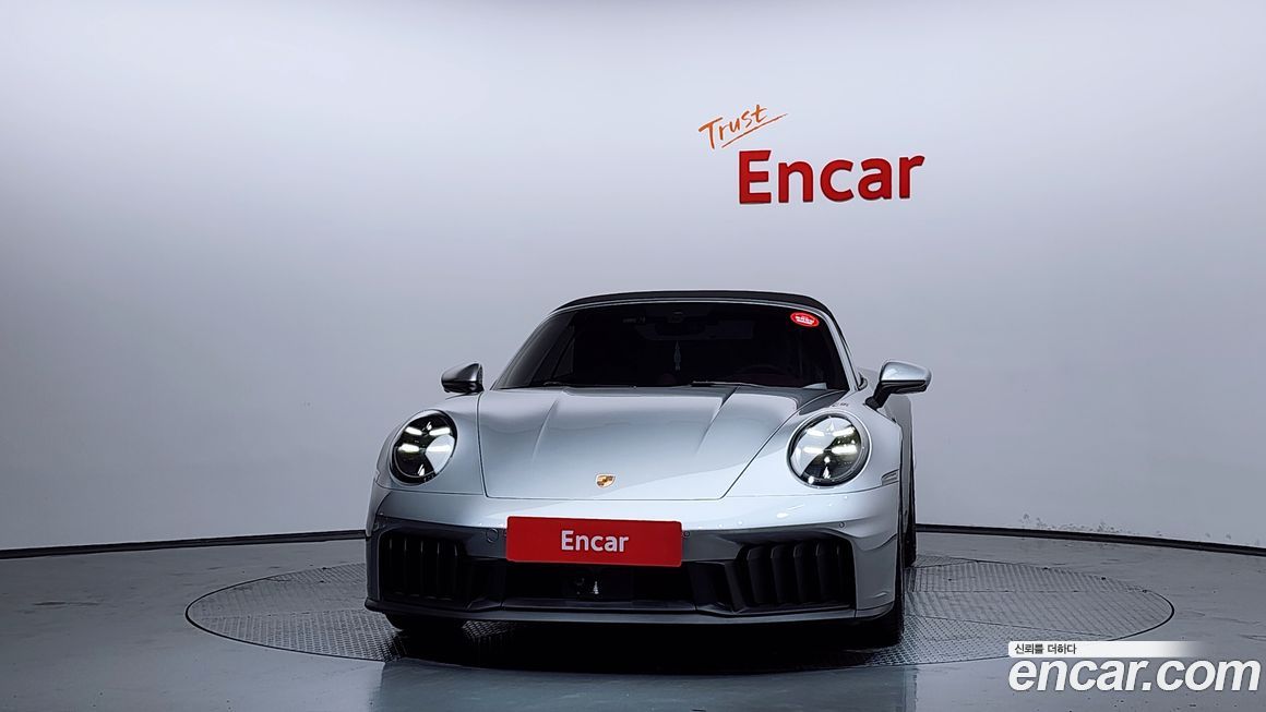 Porsche 911 2025