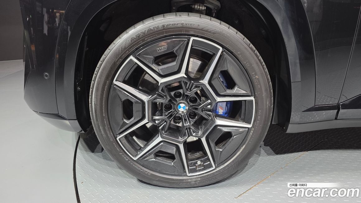 BMW XM 2024