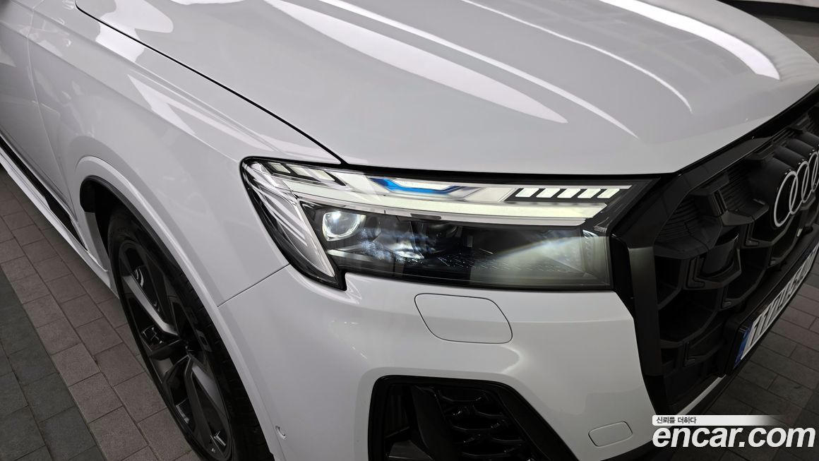 Audi Q7 2025