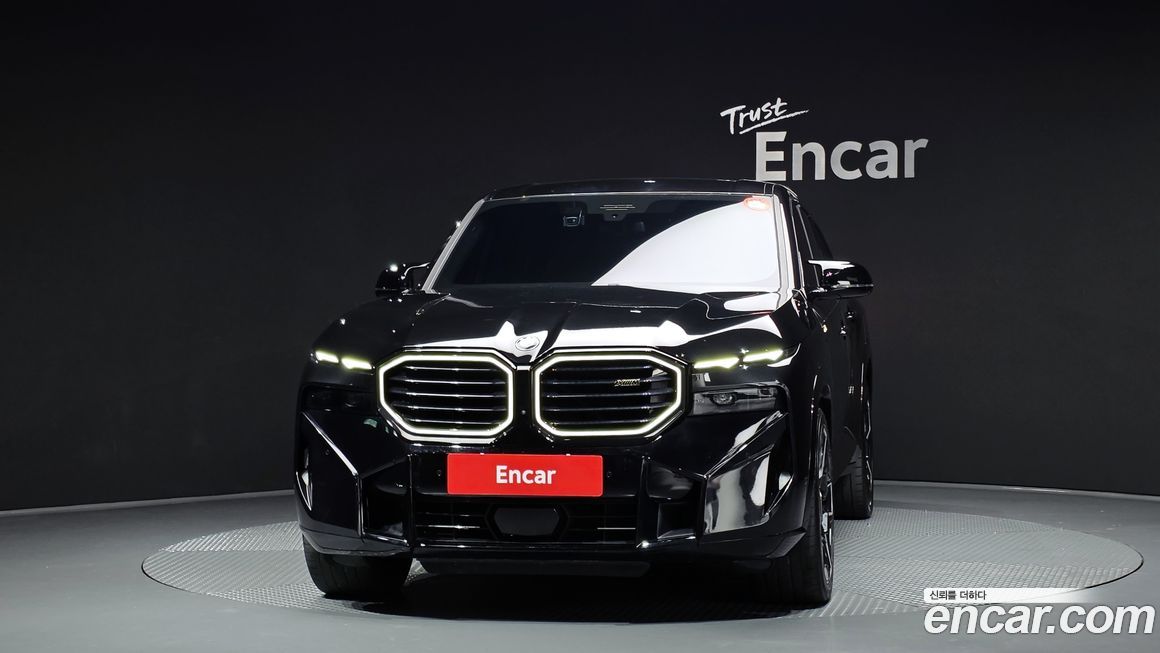 BMW XM 2024
