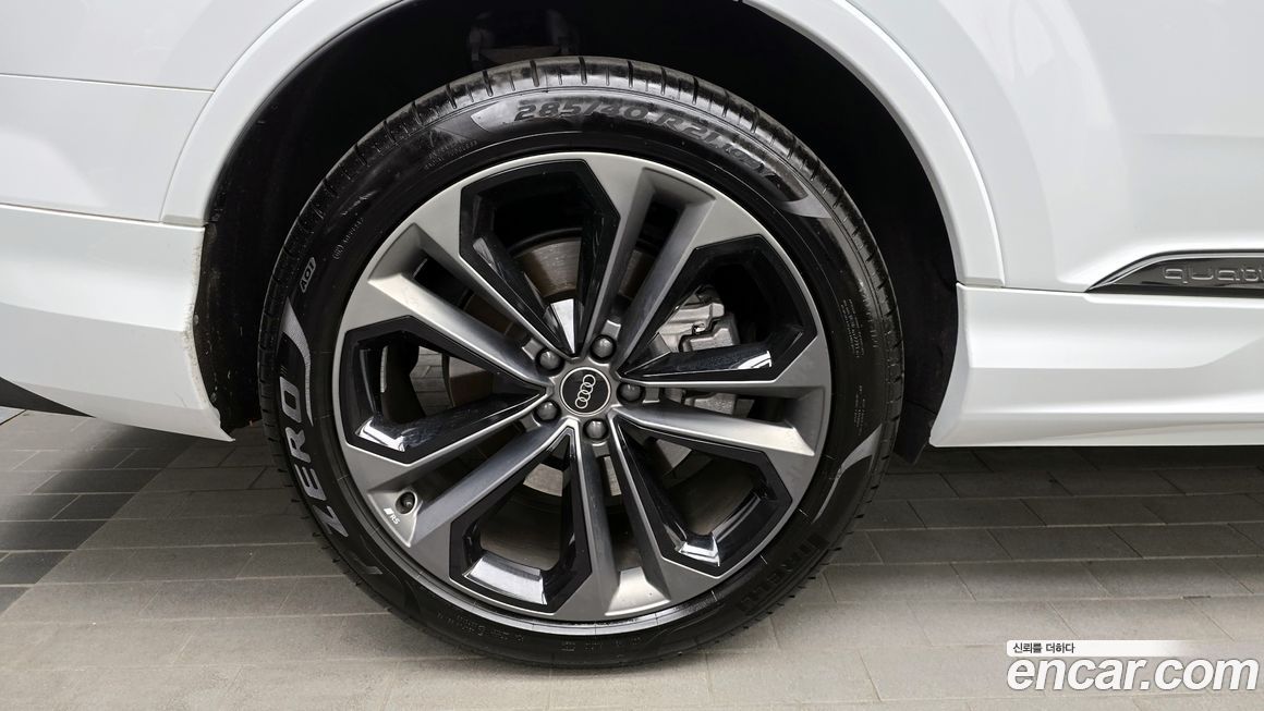 Audi Q7 2025