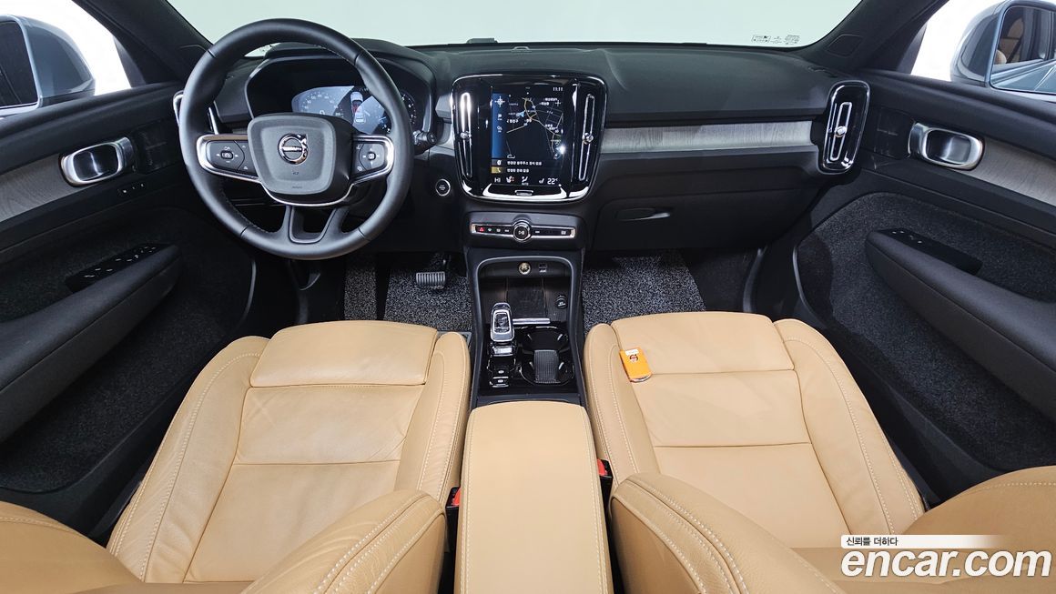 Volvo XC40 2022