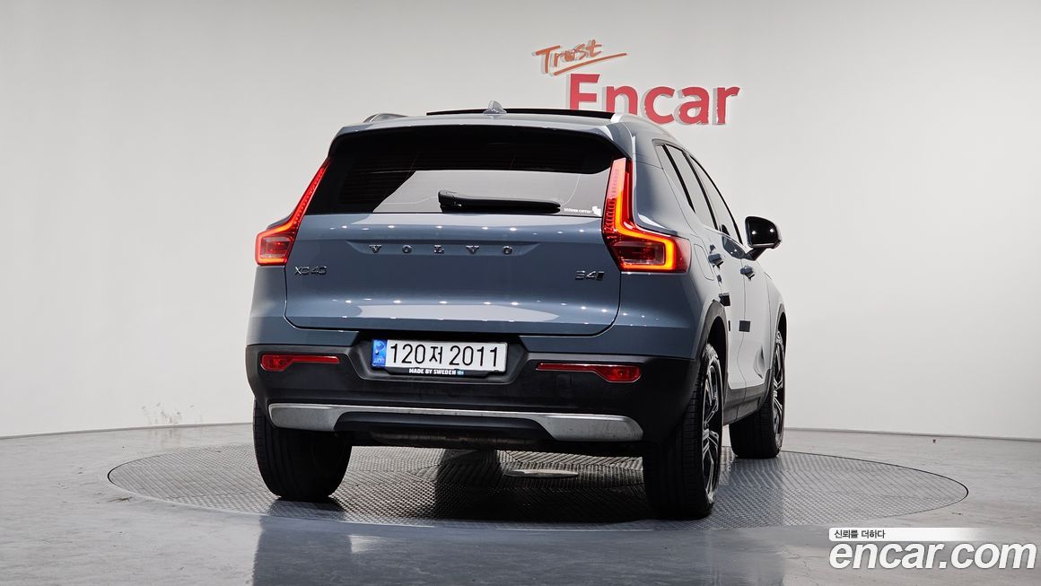 Volvo XC40 2022
