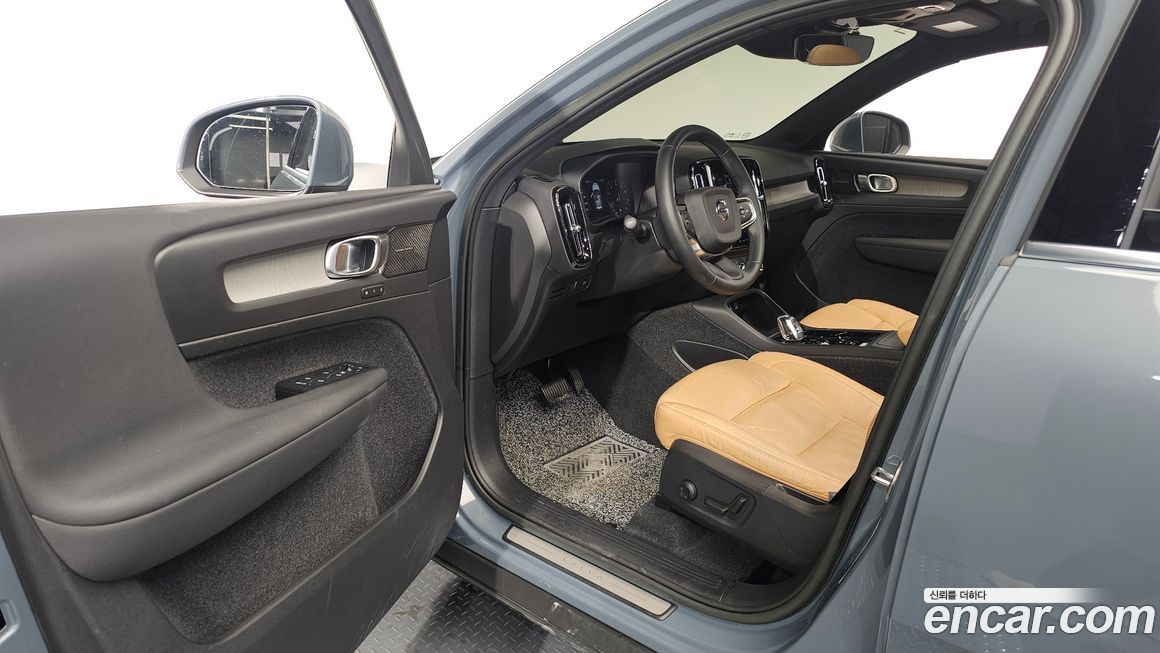 Volvo XC40 2022