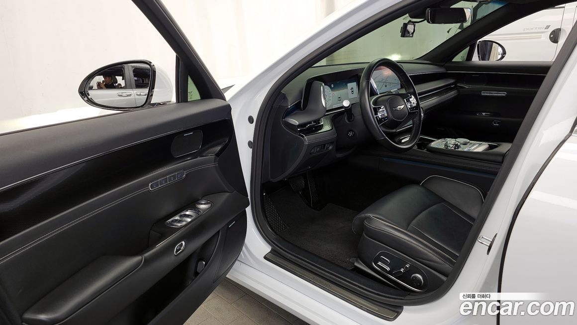 Genesis G90 2023