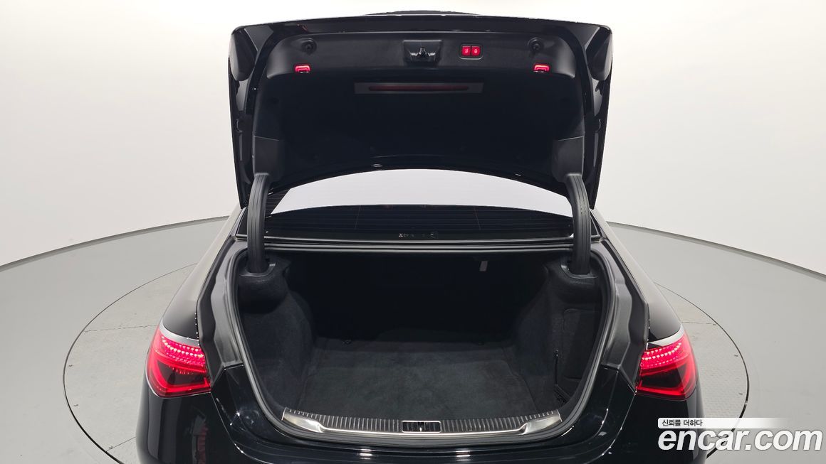 Mercedes-Benz S-Class 2022