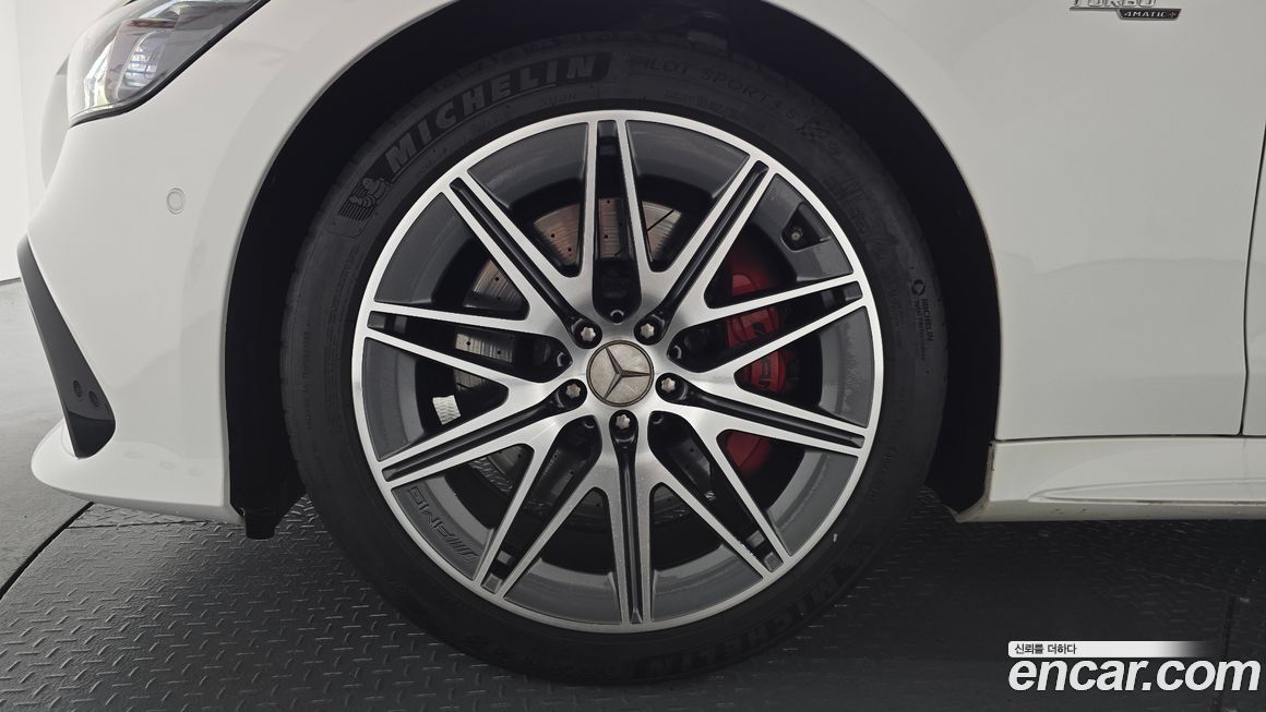 Mercedes-Benz AMG GT 2023