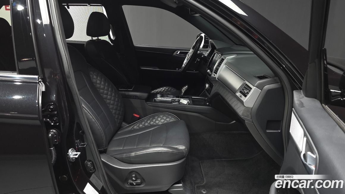 KG_Mobility_Ssangyong Rexton 2023