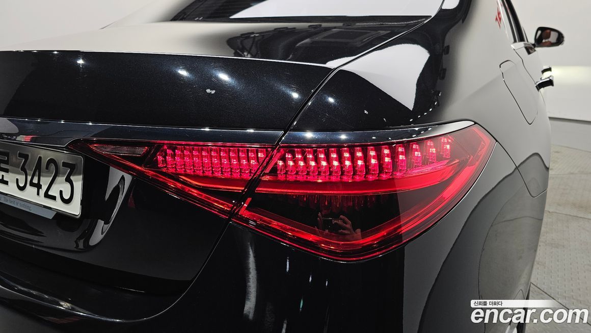 Mercedes-Benz S-Class 2022