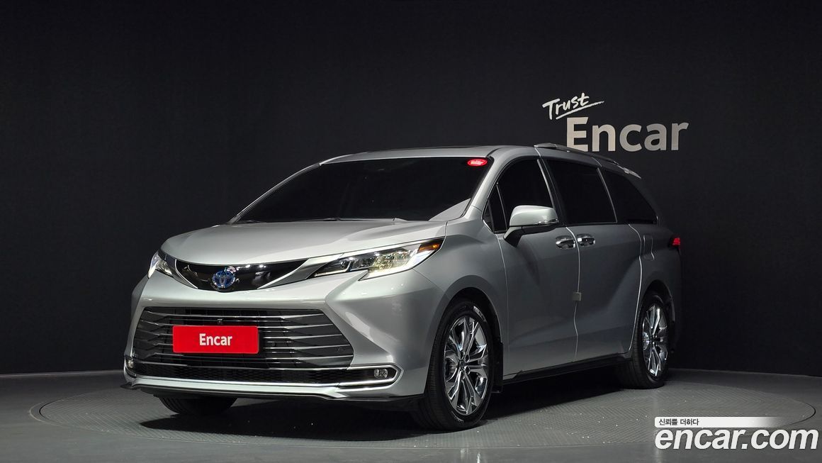 Toyota Sienna 2023