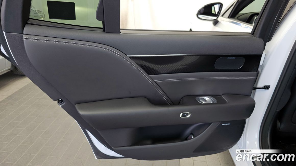 Genesis G90 2023
