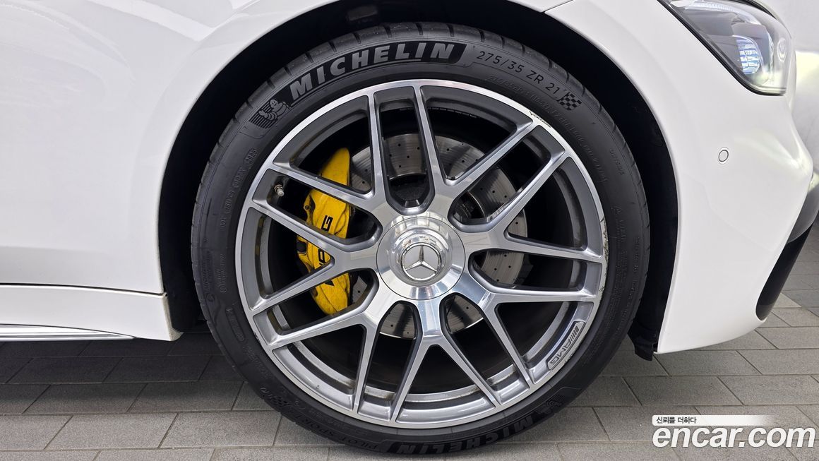 Mercedes-Benz AMG GT 2023