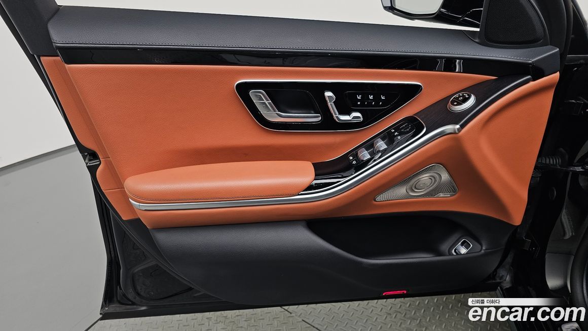 Mercedes-Benz S-Class 2022