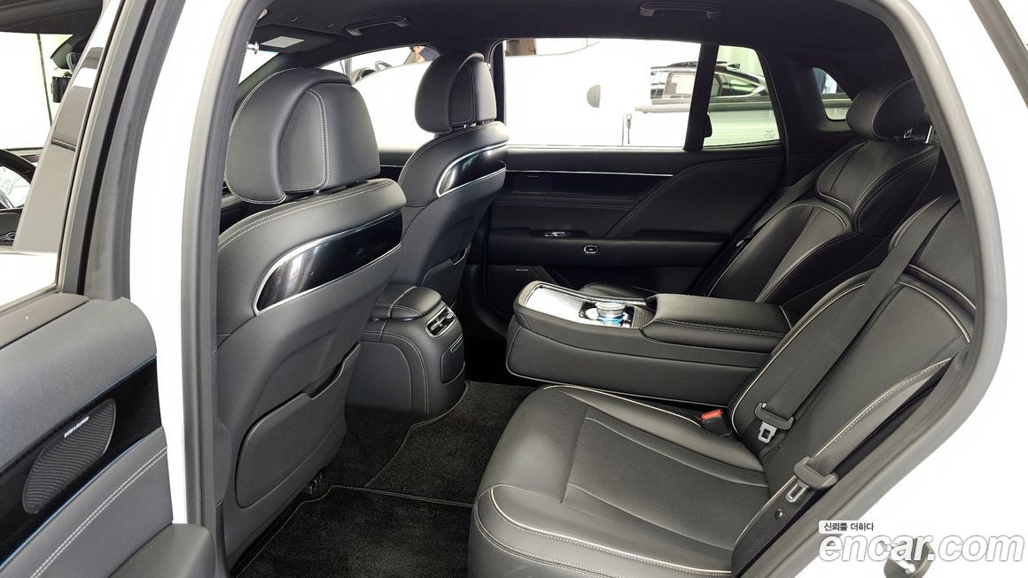 Genesis G90 2023