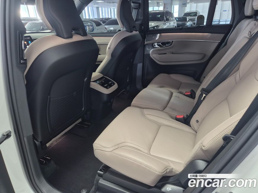 Volvo XC90 2026