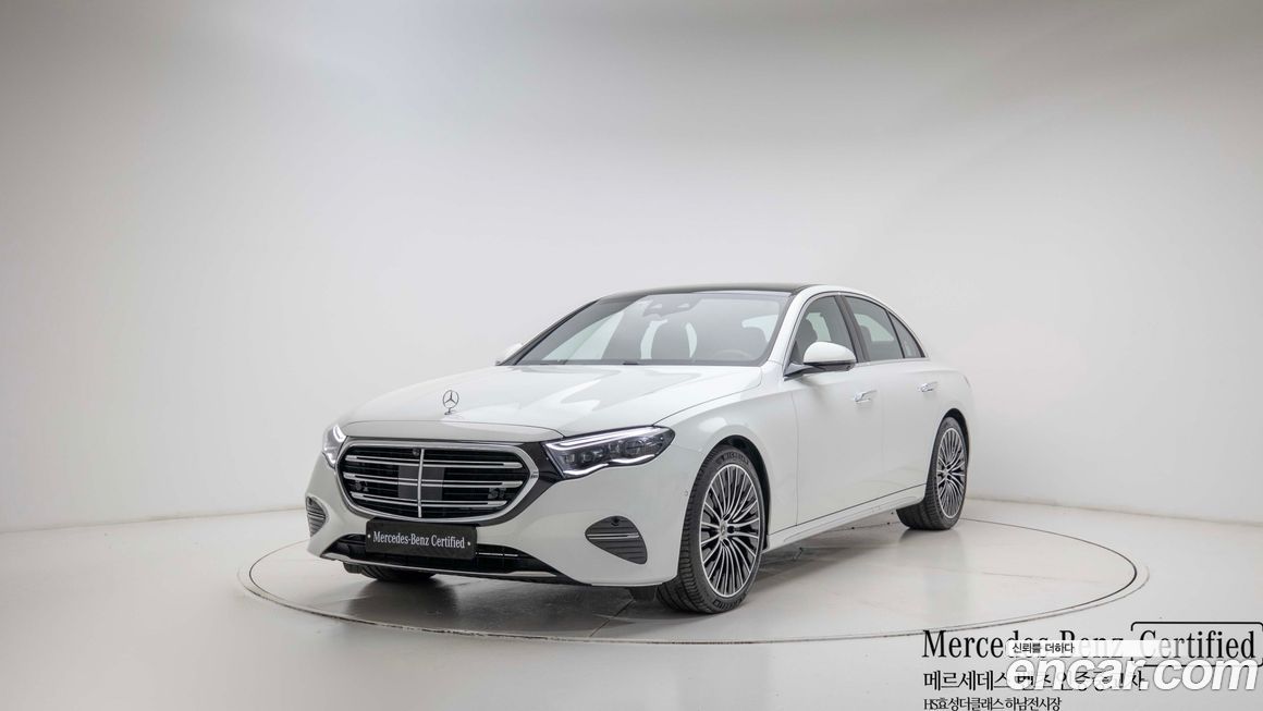 Mercedes-Benz E-Class 2025