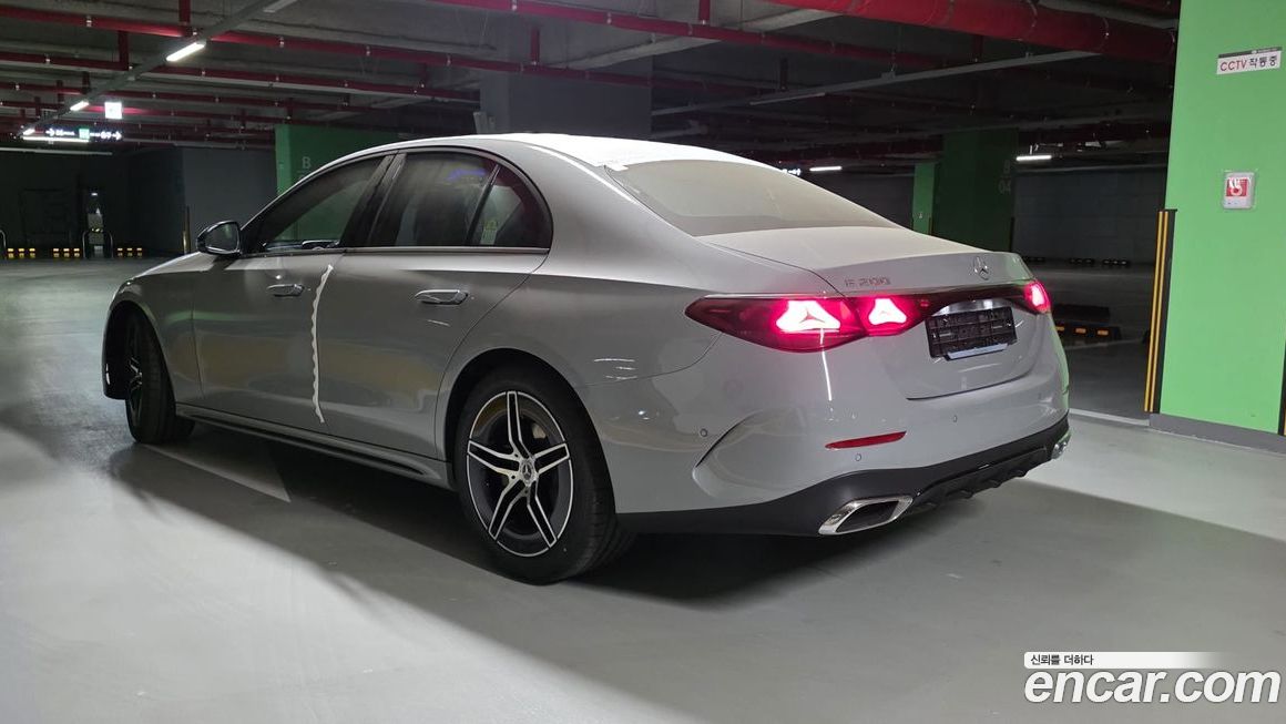 Mercedes-Benz E-Class 2026